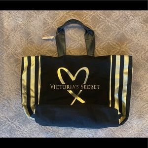 Victoria secret NWT bag